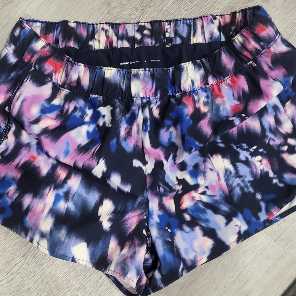 Old Navy Women's Multicolor Shorts